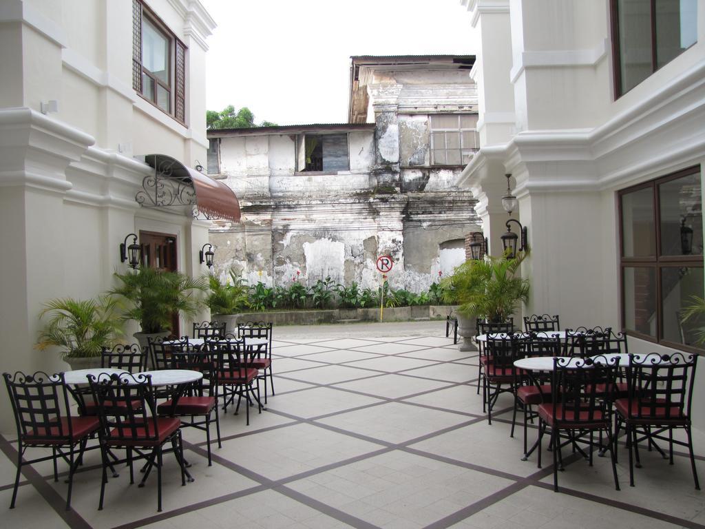 Ciudad Fernandina Hotel Виган Экстерьер фото